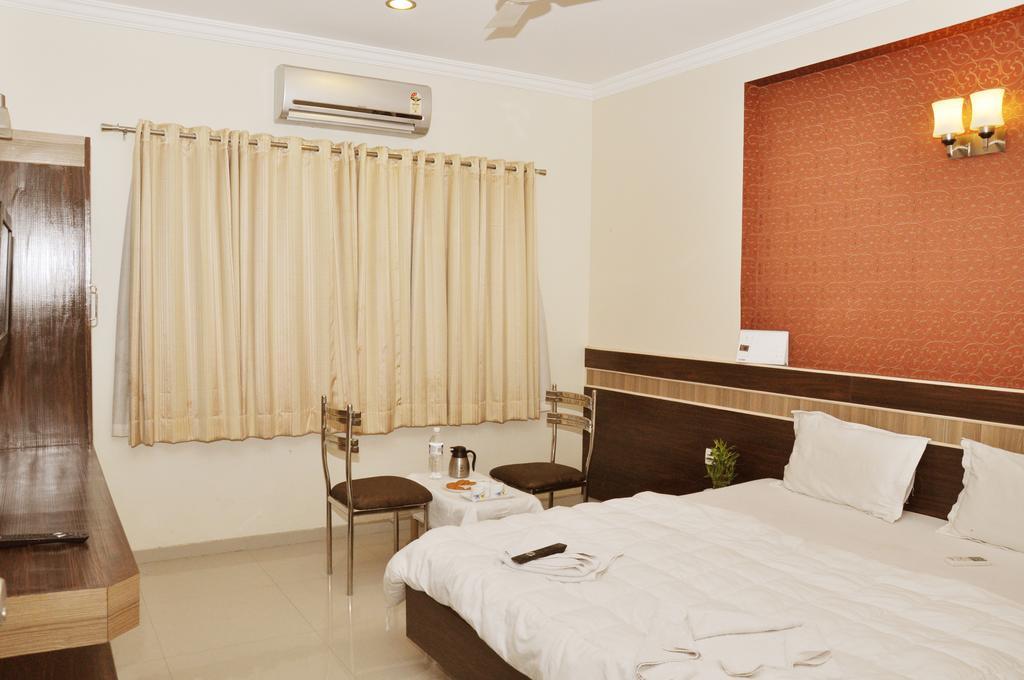 Hotel Sai Pancham Shirdi Rom bilde